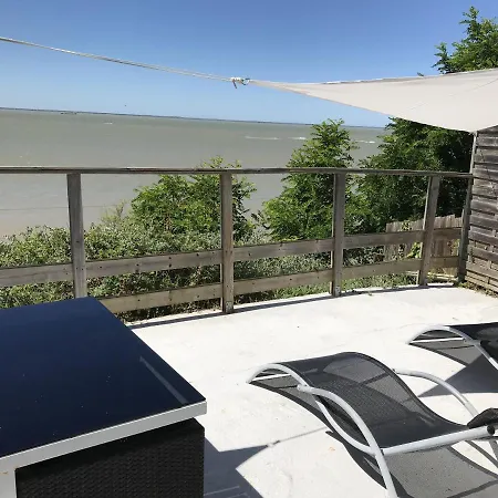 ホテル Maison Vue